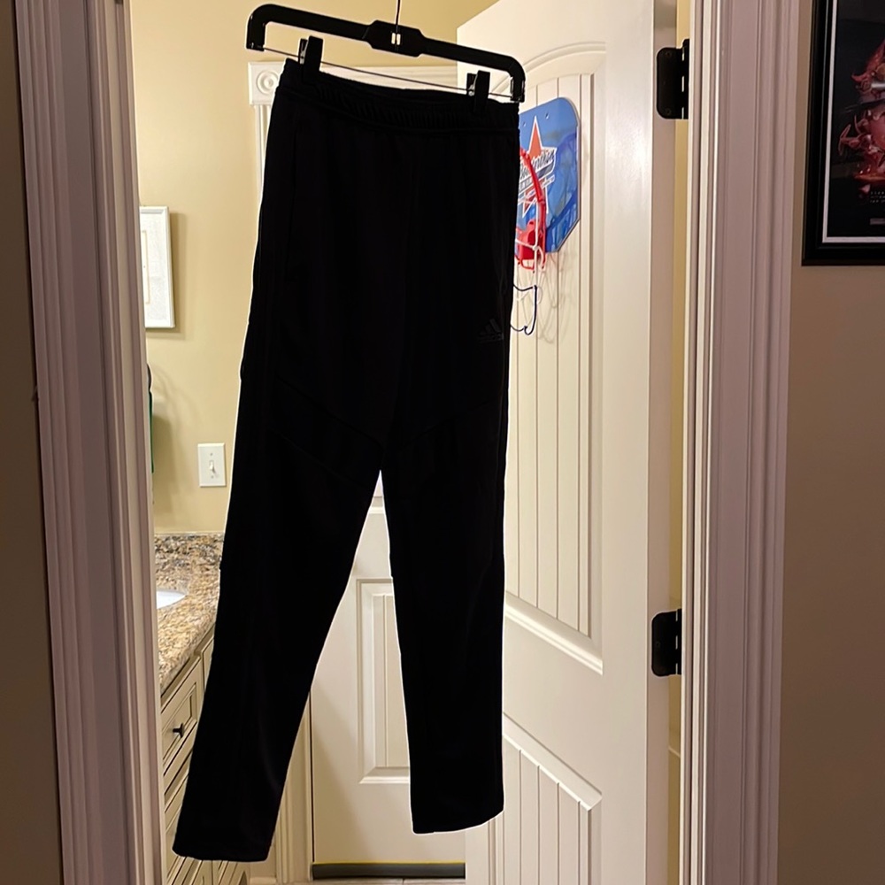 Good condition size boys M